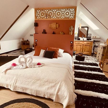 Ferienwohnung Chez Trotro Saint-Pierre-de-Plesguen Exterior foto