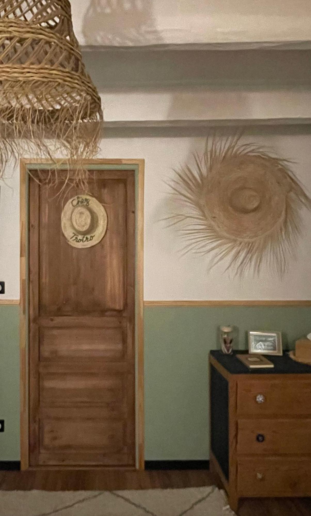 Ferienwohnung Chez Trotro Saint-Pierre-de-Plesguen Exterior foto