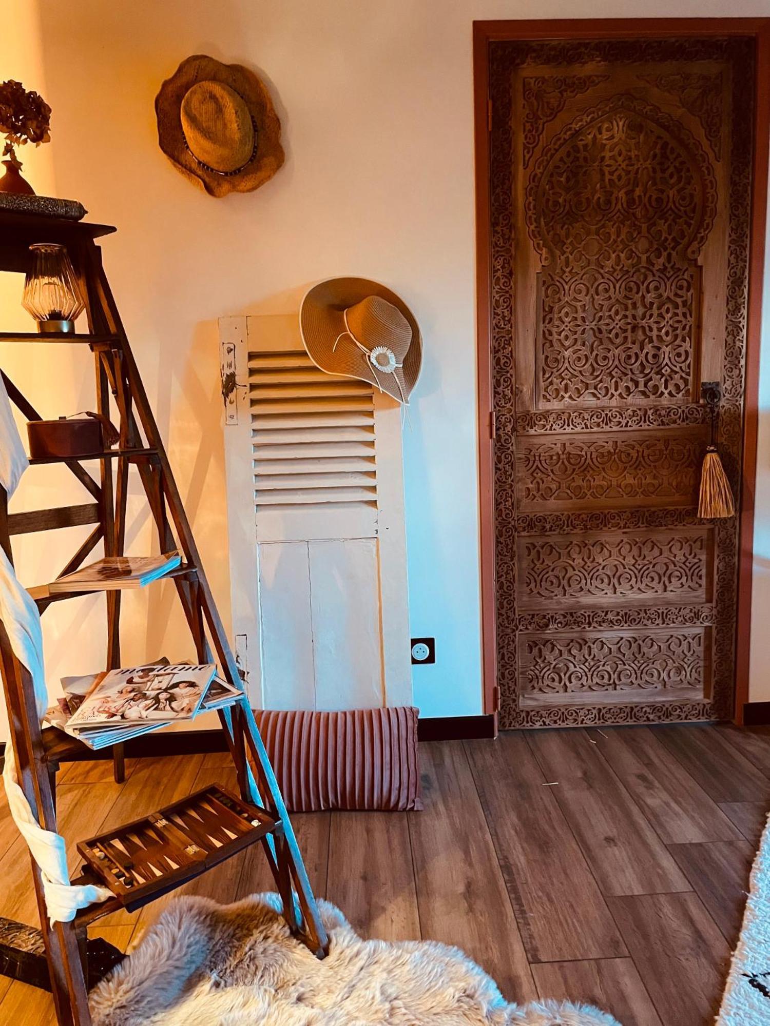 Ferienwohnung Chez Trotro Saint-Pierre-de-Plesguen Exterior foto